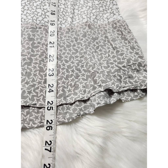 Tommy Hilfiger Womens Blouse White Gray Star Print Sleeveless Scoop Neck M - Picture 4 of 5
